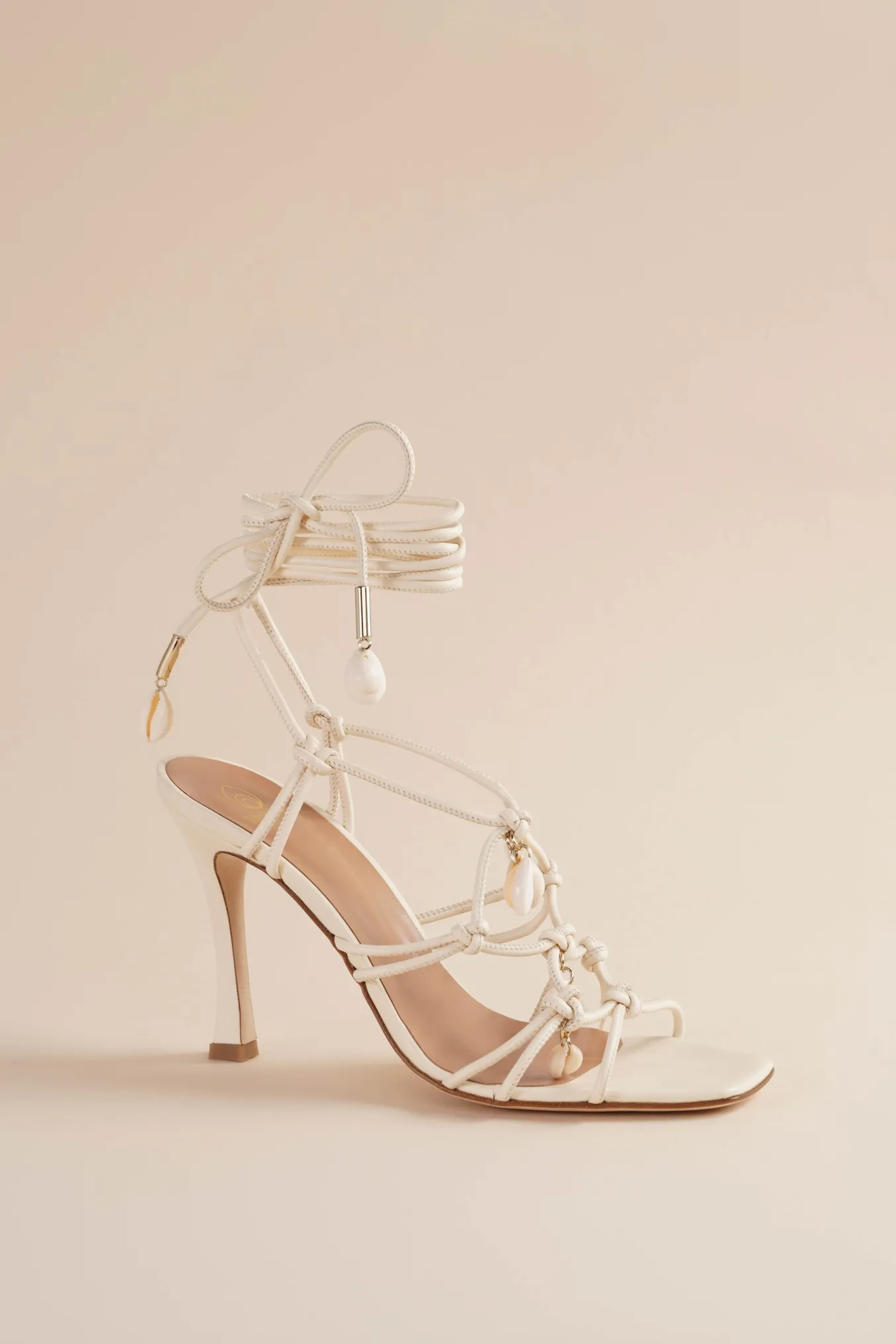 Shoreline Sandal In Ivory