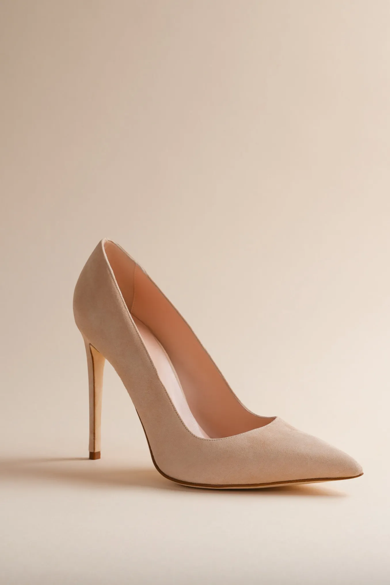 Nude Pump In Frida